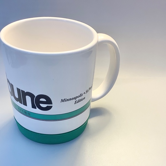 Star Tribune Minneapolis St. Paul Edition Mug New Clean Removable Bottom Grip - Picture 3 of 4